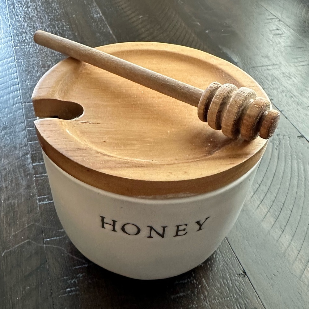 Honey dish